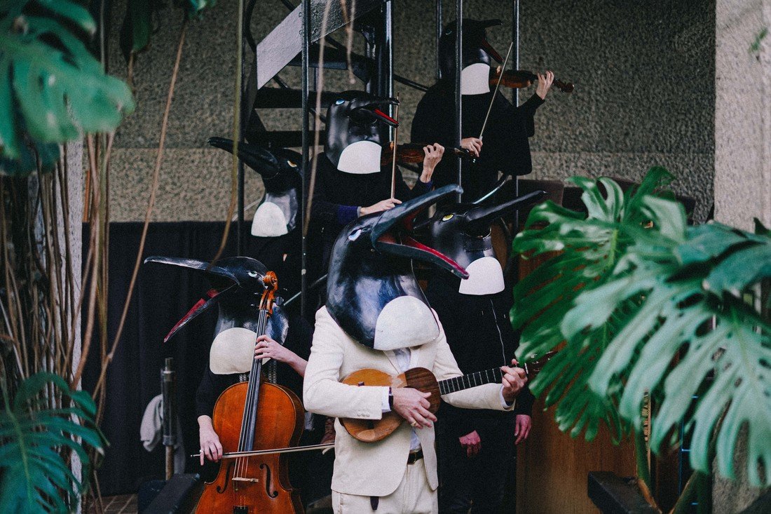 Penguin Cafe - "Galahad"